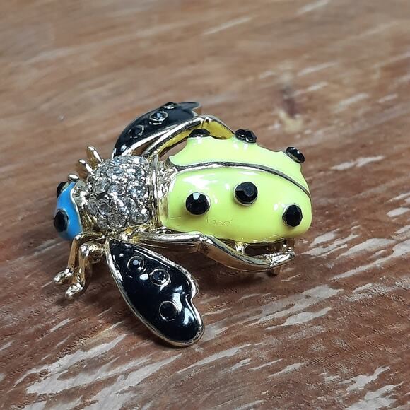 Whimsical‎ Bumble Bee Pin Brooch Gold Tone Yellow Blue Black - Picture 2 of 7